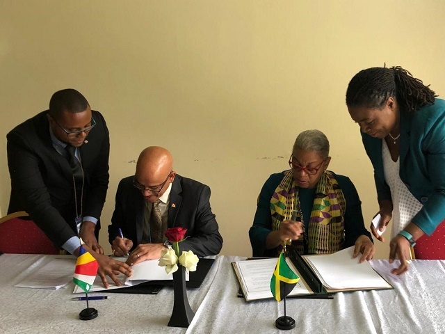 Eyeing new tourism and trade, Seychelles signs air agreements with 8 countries