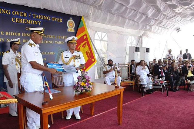 Le Sri Lanka fait don de deux patrouilleurs aux Seychelles pour la surveillance maritime