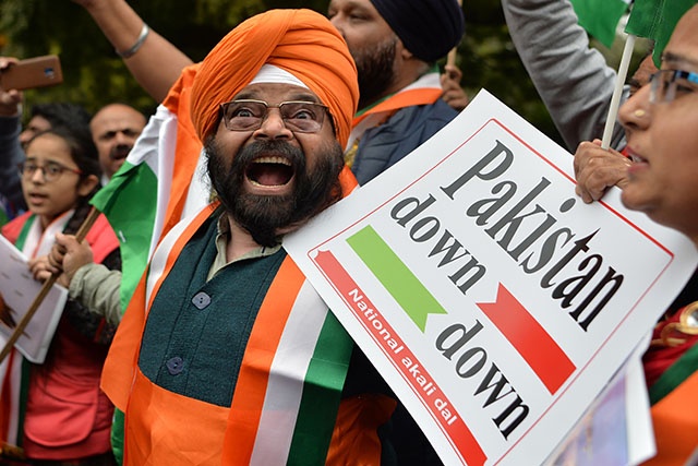 L'UE demande à l'Inde et au Pakistan un "maximum de retenue"