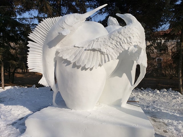 Seychelles’ flora and fauna, carved into snow, win first place in China competition