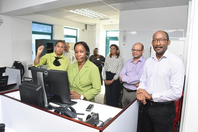 Need to call a lot of people? New call centre opens in Seychelles