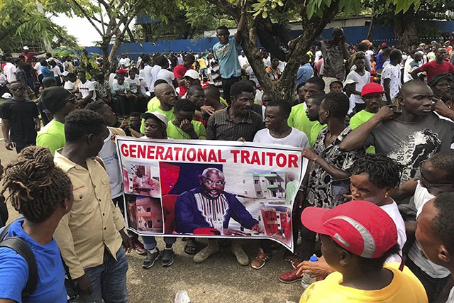 Manifestation de milliers de Libériens déçus par George Weah à Monrovia