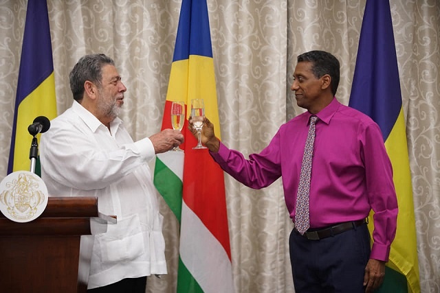 Seychelles, St. Vincent and the Grenadines linked by common challenges, President says