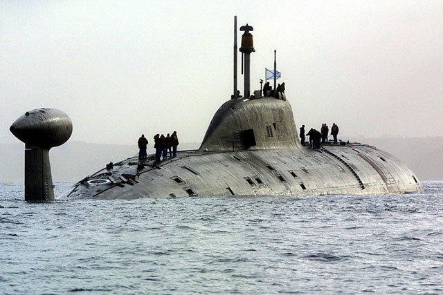 Morts dans un sous-marin russe: Poutine réclame une enquête après une "grande perte"