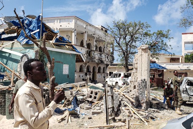 26 killed in deadly Somalia hotel siege