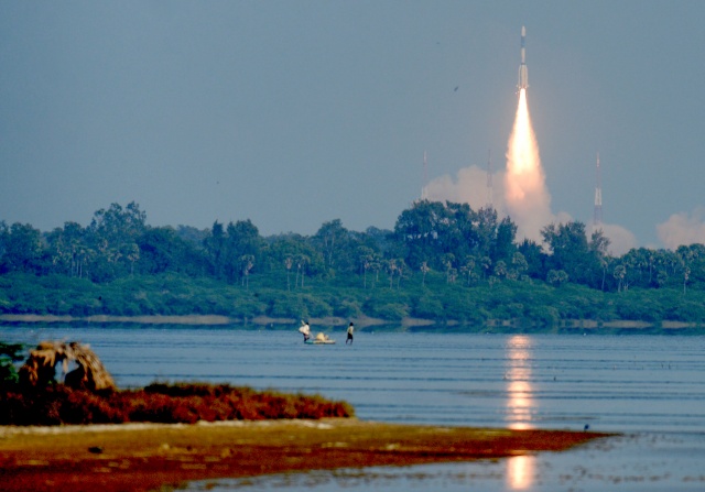 India calls off Moon mission launch 56 minutes before blast-off