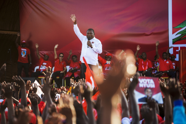 Mozambique election to test fragile peace