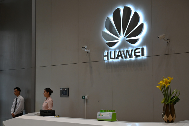 US authorizes 'several' firms to sell to Huawei amid sanctions