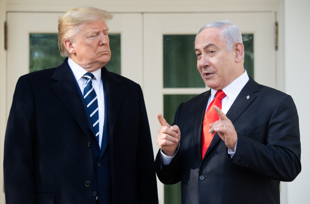 Trump backs Israel, offers limited Palestinian state, in plan