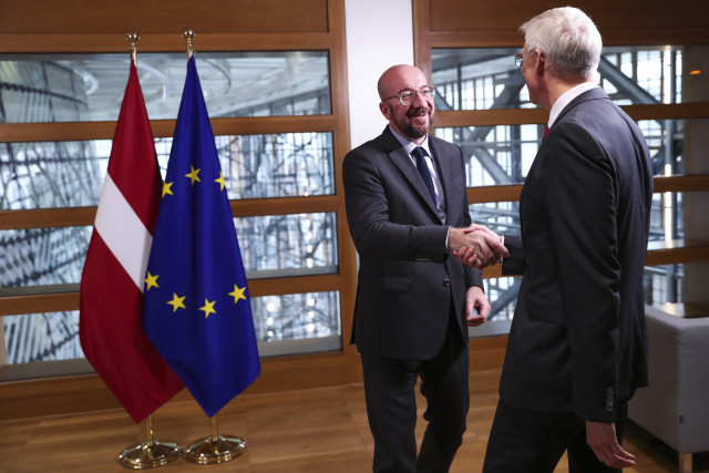 EU to propose tougher, reversible entry process