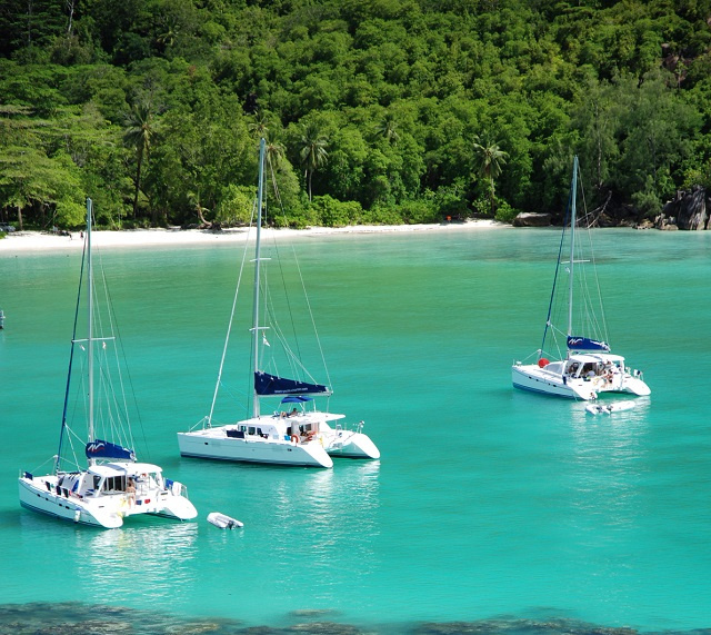 Une législation fait de la Seychelles Maritime Safety Administration l'autorité de réglementation et de gestion des affaires maritimes