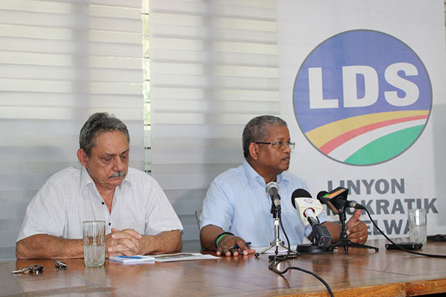 L’opposition proteste contre une fouille malintentionnée d’un policier de la brigade anti-drogue, contre son candidat présidentiel aux Seychelles