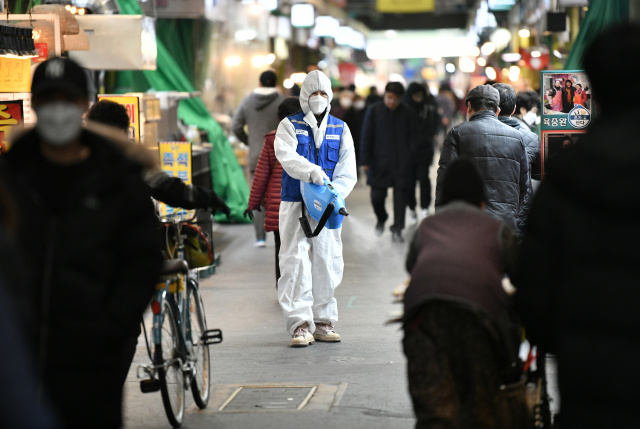 South Korea becomes biggest coronavirus centre outside China