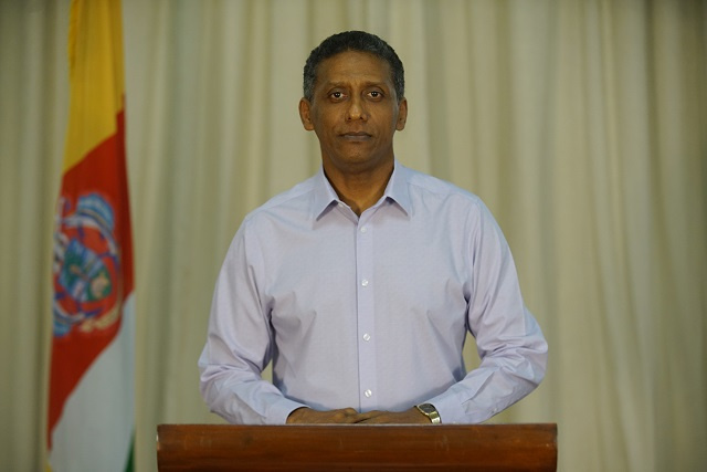 Le Président des Seychelles : circulation interdite après 19 heures pour lutter contre la propagation du COVID-19