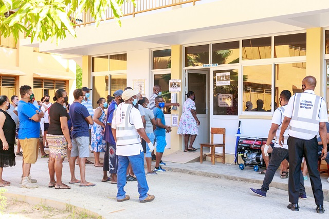 Seychellois voters wake early on final day of Presidential, National Assembly election