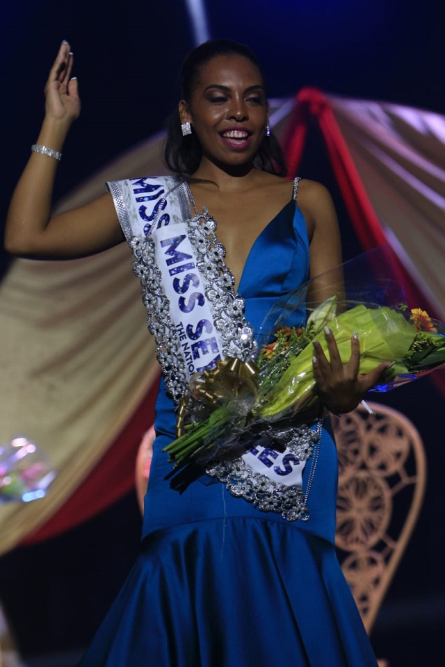 <b>Kelly-Mary Anette</b>, economist with a heart for orphans, wins <b>Miss Seychelles</b> crown