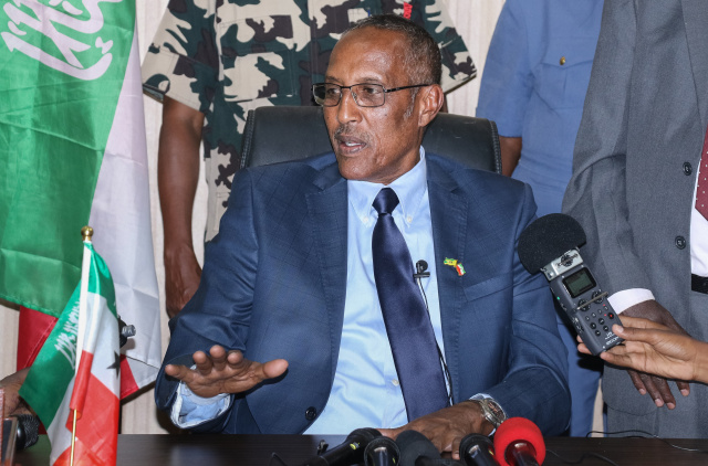 Somalia cuts diplomatic ties with Kenya, citing 'interference'