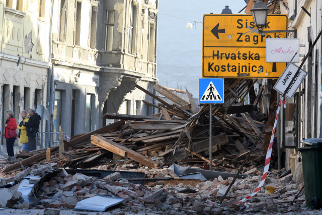 Hundreds displaced as Croatia weighs damage of deadly quake
