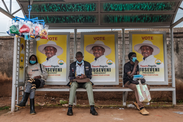 Uganda wraps up violent and chaotic election campaign