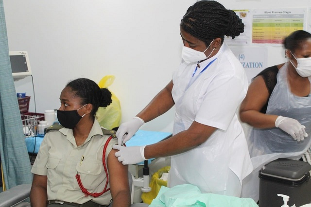 La deuxième dose du vaccin COVID-19 commencera à être administrée à partir de vendredi aux Seychelles