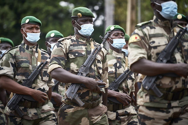 Avec le coup de force des militaires, le Mali replonge dans l'incertitude