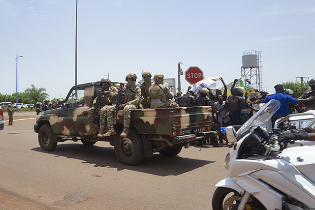 L'Union africaine annonce la "suspension immédiate" du Mali après un second coup d'Etat