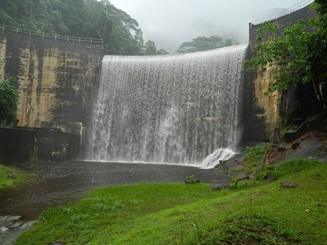 Étant donné les conditions de sécheresse, les Seychelles ferment les robinets pendant la nuit pour économiser l'eau