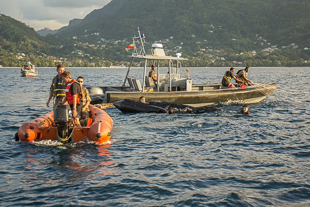 Les Seychelles et la France mènent un exercice militaire anti-drogue
