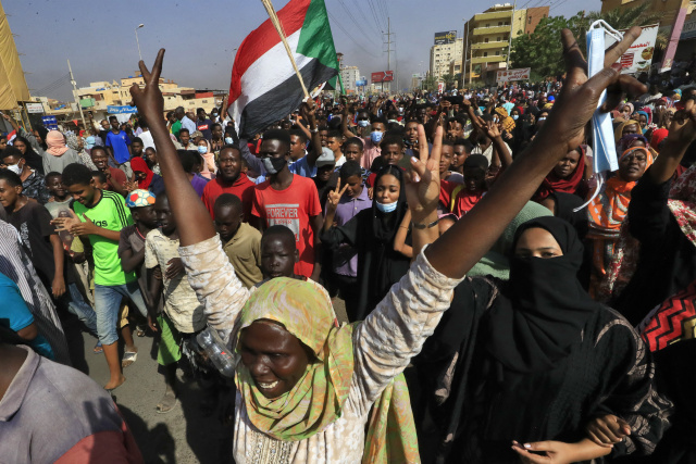 Sudan general declares state of emergency, dissolves government after 'coup'