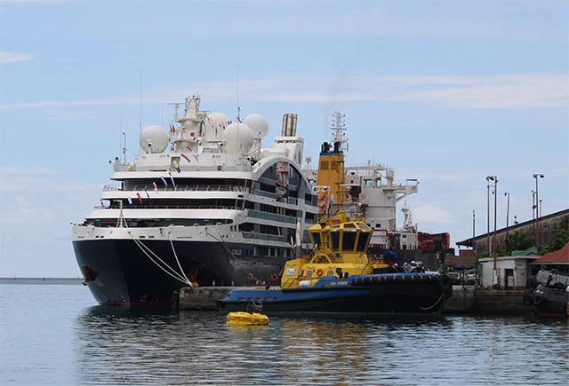 First cruise ship passengers arrive in Seychelles after 18-month COVID pause