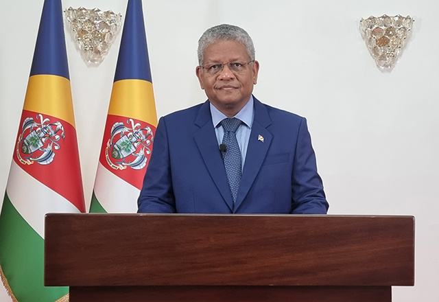 Le président des Seychelles encourage chacun à faire de son mieux pour la nouvelle année