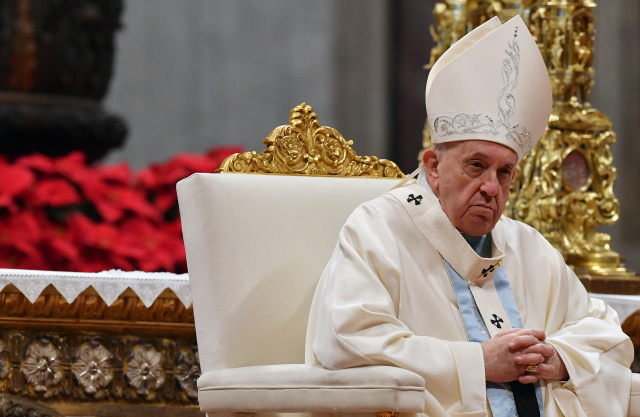 Pope urges peace at New Year, says hurting women insults God