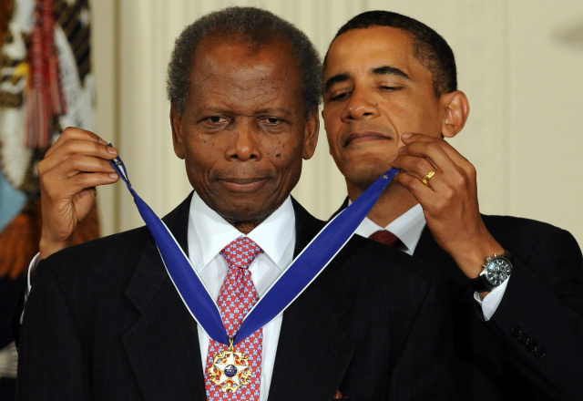 Pioneering movie star Sidney Poitier dies at 94