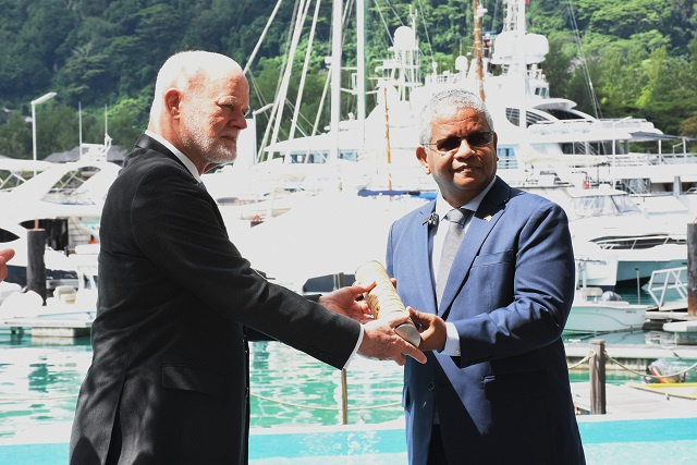 Lancement du sommet Ocean Race aux Seychelles - Proposition de la déclaration universelle des droits de l'océan