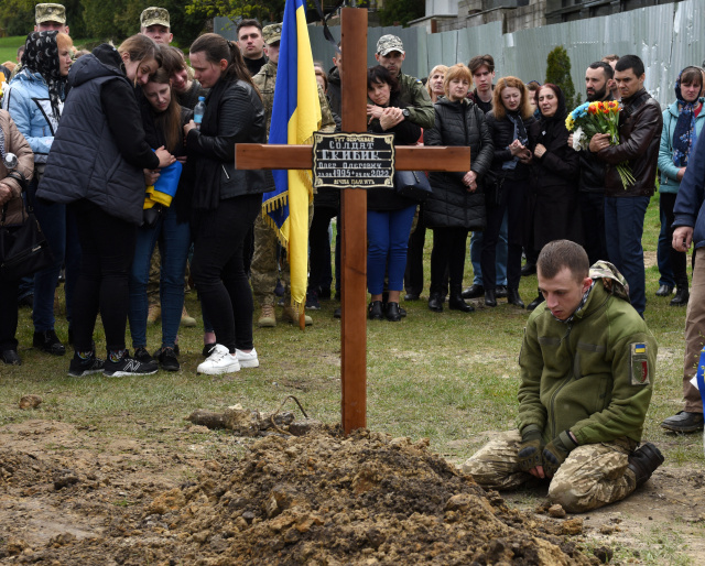 Dozens leave Mariupol plant as Pelosi backs 'fight for freedom'