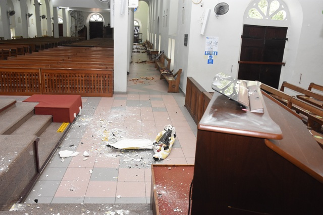 Vandalisme à la cathédrale catholique : les Seychelles choquées par la destruction de statues et de croix