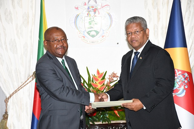 Agenda de la COP27 : le président des Seychelles rencontre l'envoyé spécial comorien
