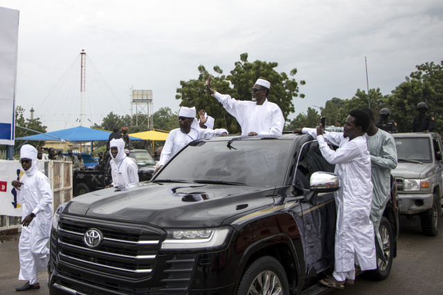 Exiled rebel leader returns to Chad ahead of 'national dialogue'