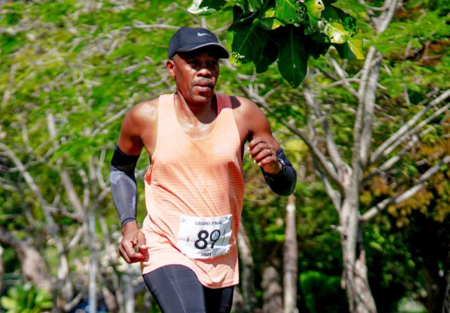 Seychelles’ best known charity runner Joel Melanie completes final run as solo organiser