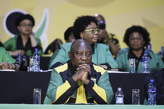 Congrès de l'ANC: le président sud-africain favori pour rester au pouvoir