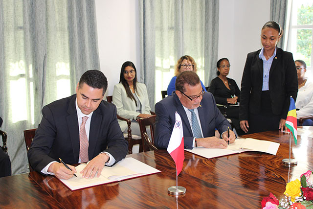 Malta and Seychelles to deepen cooperation in health and education sectors