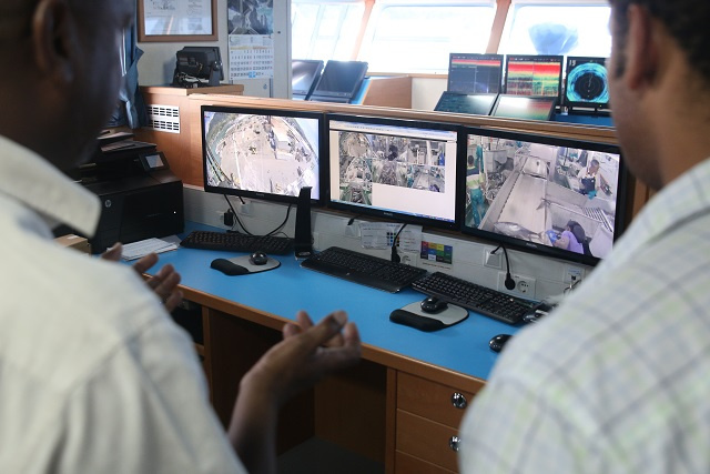Les Seychelles prévoient de rendre la surveillance obligatoire sur les grands navires de pêche