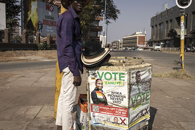 Les Zimbabwéens votent mercredi dans un contexte politique tendu