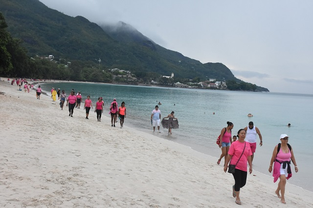 "Cancer concerns all of us": Seychelles' Soroptimists organise cancer awareness beach walk