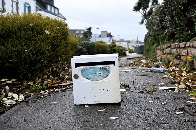 Tempête Ciaran: des vents records en France