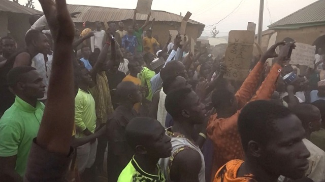 Nigeria: enlèvement présumé de plus de 200 élèves par des hommes armés