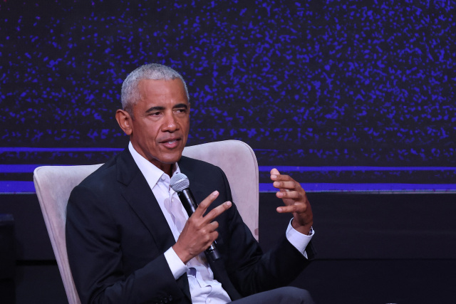 Protect Earth instead of colonising Mars, Obama says