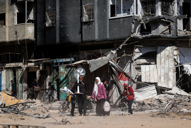 Aid agencies decry 'shocking' toll six months into Gaza war