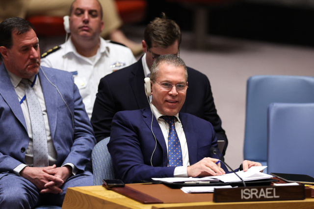 Israel, Iran trade accusations at Security Council meeting