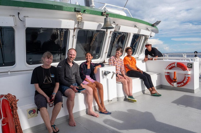 Greenpeace teams up with University of Seychelles for seagrass research onboard Rainbow Warrior